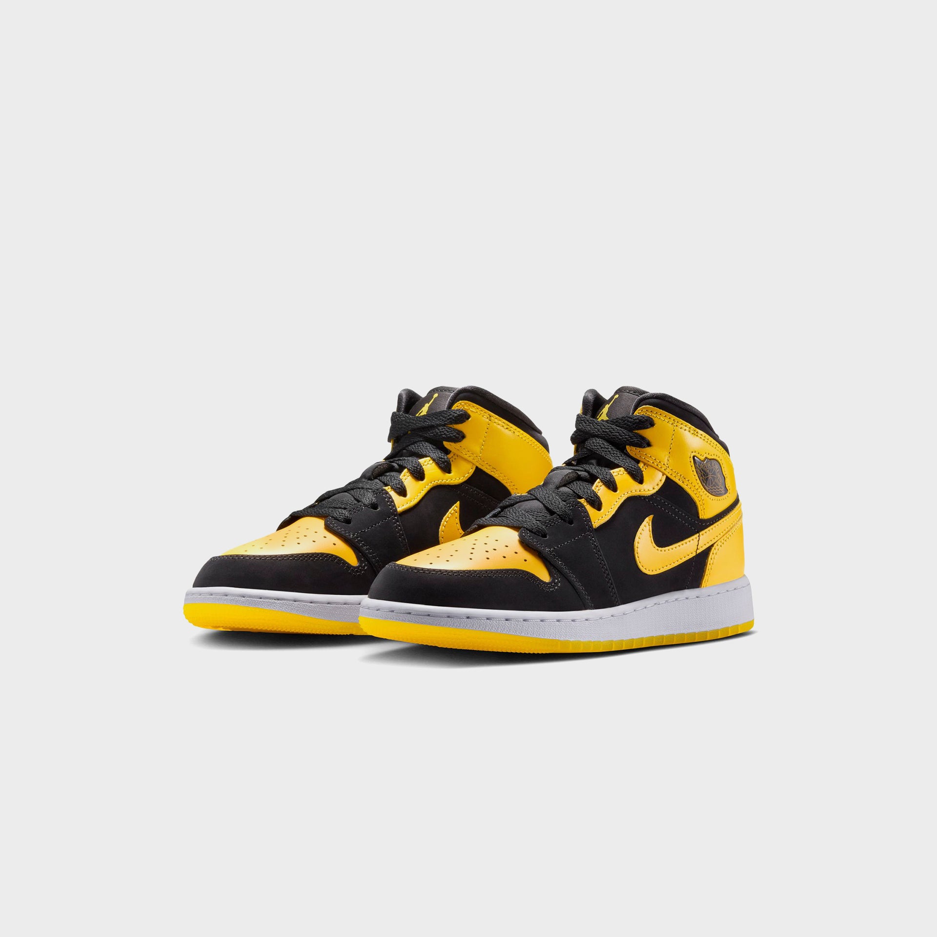 Nike GS Air Jordan 1 Mid SE - Black / White / Varsity Maize