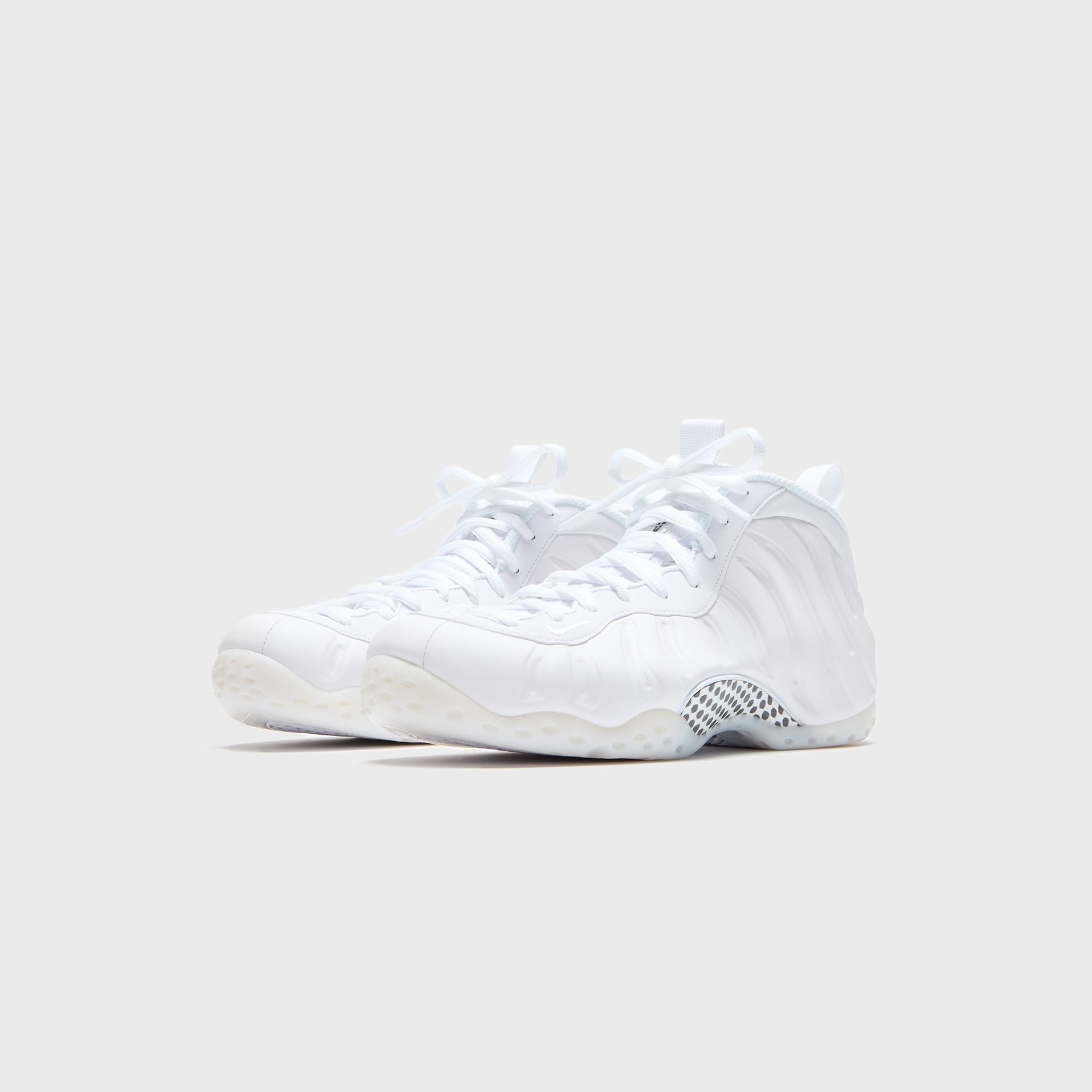Nike Air Foamposite One - Soft White / White
