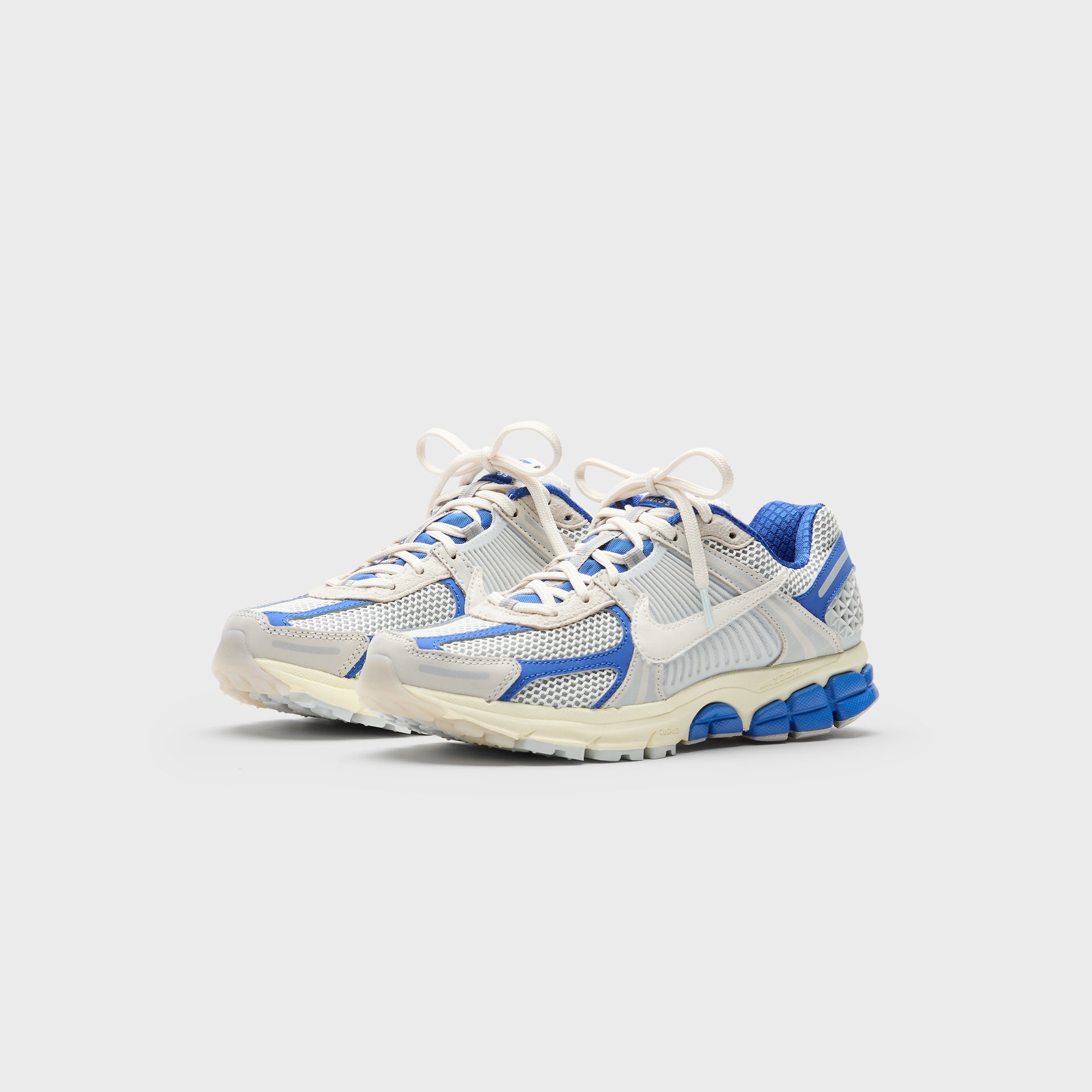 Nike WMNS Zoom Vomero 5 - Game Royal / White / Coconut